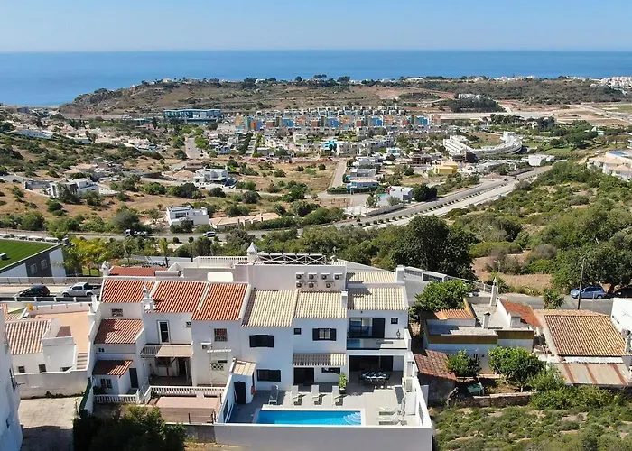 Villa Tropicana *